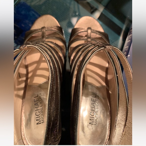 Michael Michael Kors Mavis Heel - Picture 12 of 16